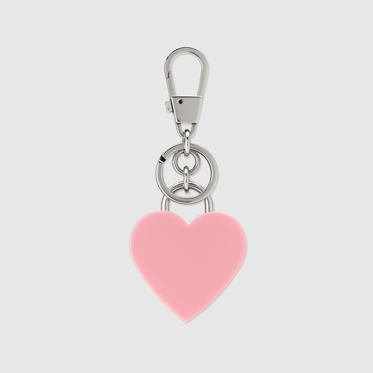 752694.JCFUG.8944.003.100.0000.Light Interlocking G heart shaped keychain